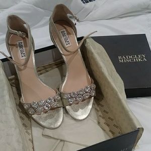 Badgley Mischka shoes size 10